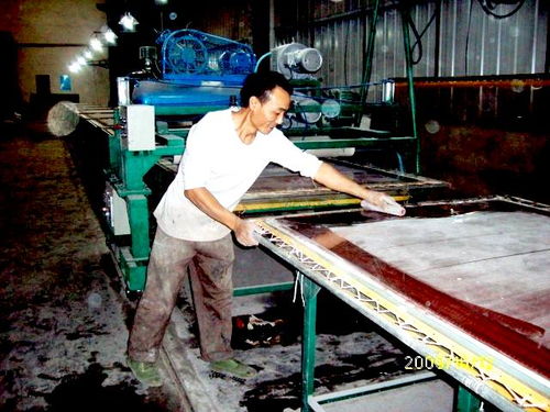 經濟型UV大板聲產線設備在建材生產加工中的市場供求分析